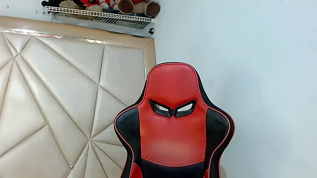 sweet brunettex lovingyou online show from November 8, 6:18 am