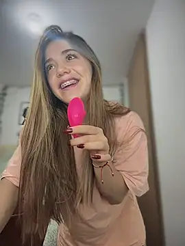 ShelbyHagen online show from November 14, 3:28 am