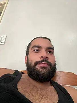 mendonca 4m online show from April 26, 4:49 pm