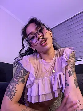 Samantha Bernardo online show from June 16, 3:40 am