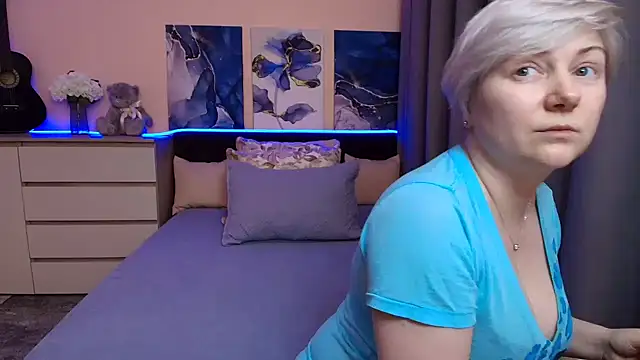 BlondPearl online show from June 27, 8:59 pm