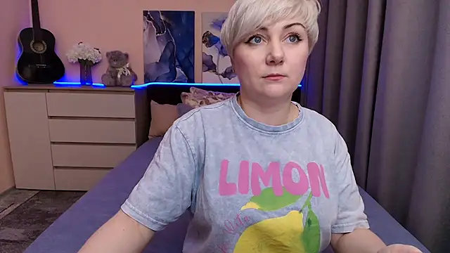 BlondPearl online show from July 15, 9:52 pm