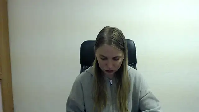 klerkarina online show from October 18, 6:16 am