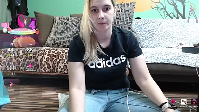 lovingfeetheels online show from March 13, 11:11 am