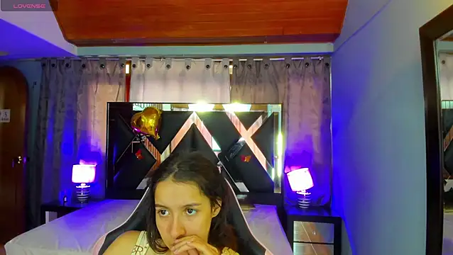 Linda4Petite online show from July 6, 6:32 pm