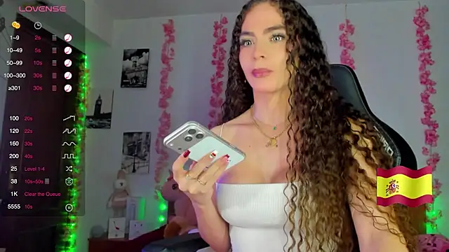 gabrielatafur  online show from November 6, 7:53 pm