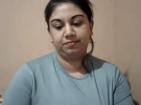 bellachow10 online show from July 24, 7:44 pm