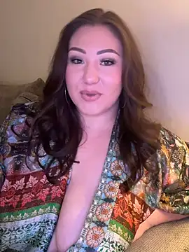 RosieDixx online show from May 2, 5:11 am