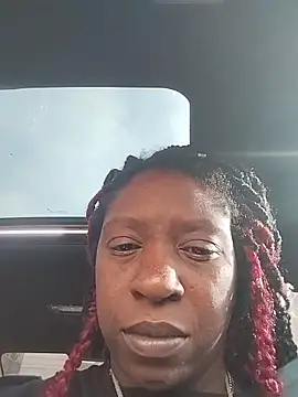 markquanna online show from November 6, 5:41 pm