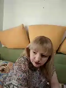 stefanyharper16 online show from October 8, 5:23 am