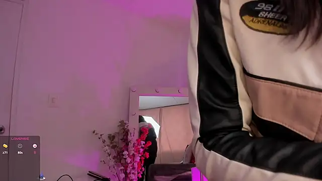 Mariana Joness online show from November 24, 10:01 pm