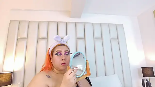 aandreaperez online show from November 25, 12:07 pm