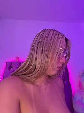 ValeriaHot69 online show from June 19, 3:59 pm