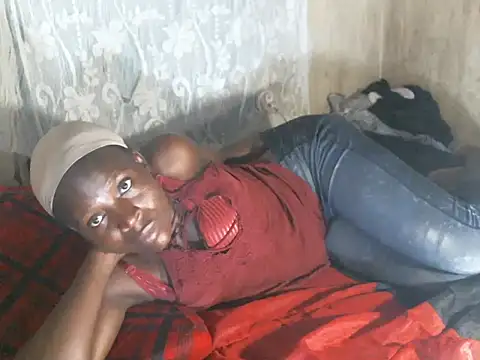 cute-shamza online show from February 5, 5:27 pm