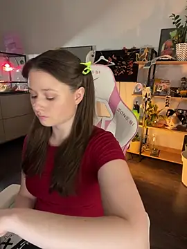 sweetest pie online show from June 18, 8:14 pm