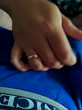 LovlyAnnie online show from September 14, 6:00 am