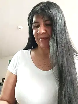 aisha latina online show from July 14, 12:54 pm