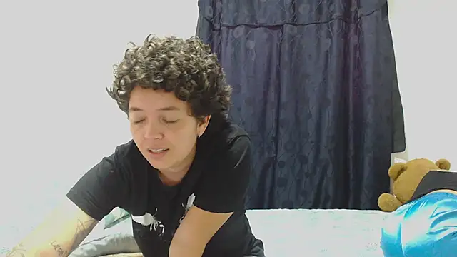 kathy luisa online show from August 3, 5:07 pm