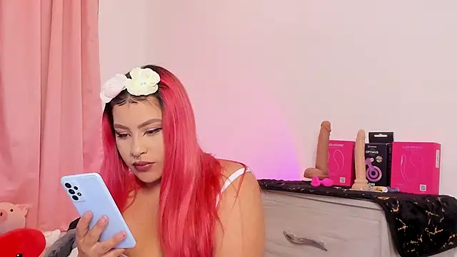 SophieRossi online show from February 20, 6:37 am