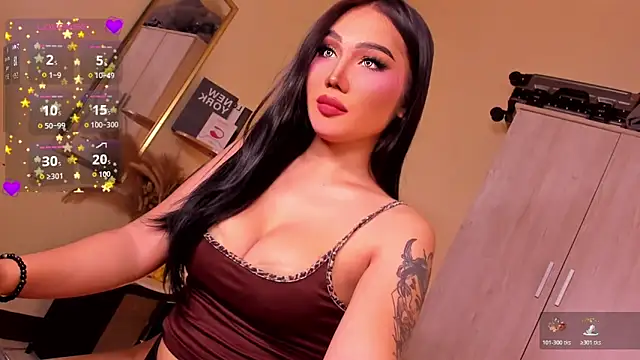 Brownskin Dollxoxo online show from December 4, 8:31 pm