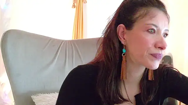 magali 19 online show from August 2, 12:57 am