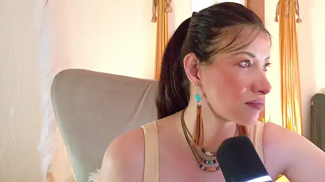 magali 19 online show from August 9, 12:18 am