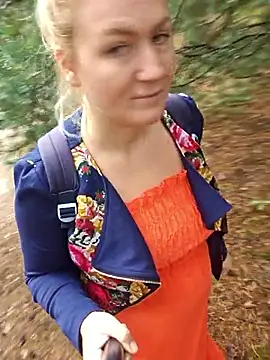 Snapshot of Marushka chatting on September 12, 8:45 am Marushka online show from September 12, 8:45 am