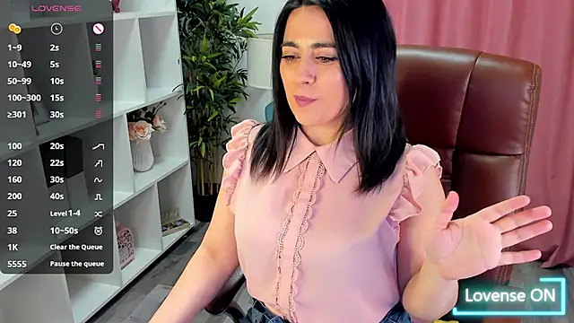 EmaBrownie online show from April 30, 4:56 pm