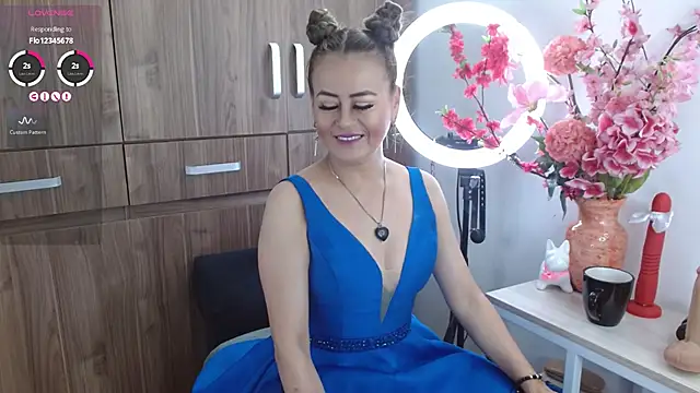 magenta maturr online show from November 10, 3:29 pm