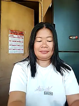Lovelywoman43 online show from May 9, 11:29 pm