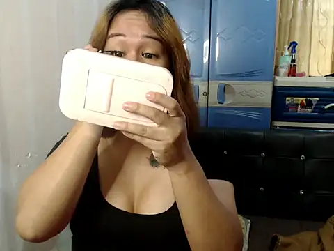 Andrea Campbel online show from March 14, 9:43 am