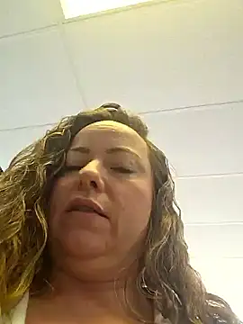 julimonroe online show from March 4, 3:29 pm