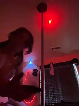 spoilbadkittynow online show from July 18, 10:45 pm