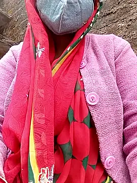 Snapshot of Lattika-Bhabhi chatting on October 29, 7:12 am Lattika-Bhabhi online show from October 29, 7:12 am