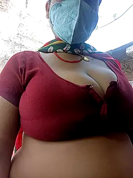 Snapshot of Lattika-Bhabhi chatting on October 8, 7:13 am Lattika-Bhabhi online show from October 8, 7:13 am