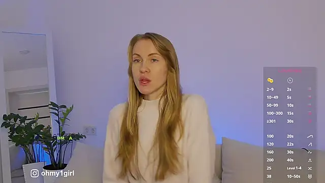 Fallinlove1 online show from February 6, 2:20 pm