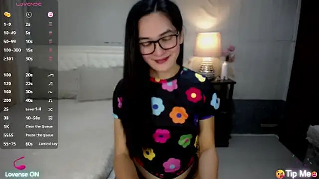 xAsianSweetHeart online show from April 26, 11:35 pm