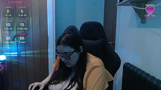 Rebecca Summer online show from August 2, 4:32 pm