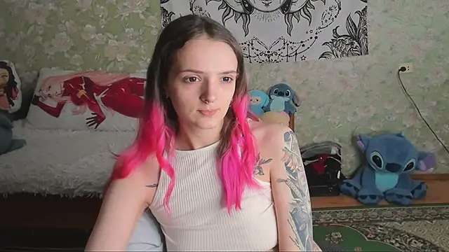 Cutie Adelia online show from February 12, 10:50 am