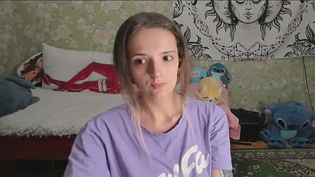 Cutie Adelia online show from July 22, 1:34 pm