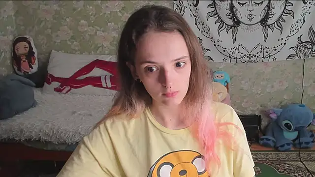Cutie Adelia online show from July 13, 8:59 am