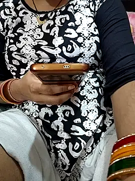 Diya 143 online show from June 30, 2:16 pm