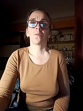 Dettybitch40 online show from October 9, 4:11 pm