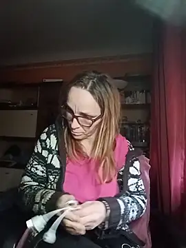 Dettybitch40 online show from November 24, 2:08 pm