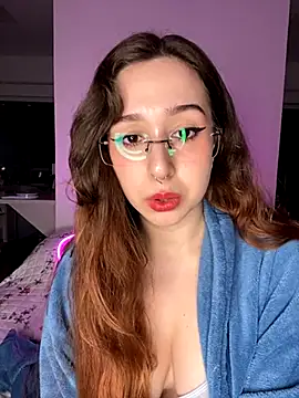 tsuki chan on online show from October 10, 10:14 pm