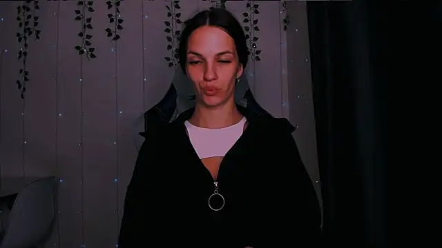 KarlaSim online show from September 10, 6:02 am