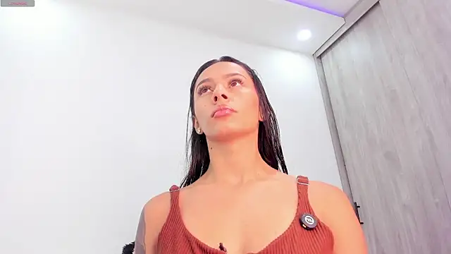 karlyn angels online show from December 1, 8:22 pm