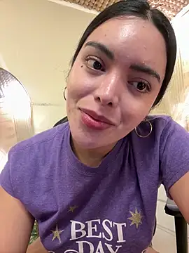 TS-SimplyTheBest online show from February 24, 9:08 am