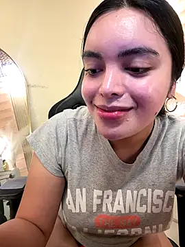 TS-SimplyTheBest online show from September 19, 10:03 am