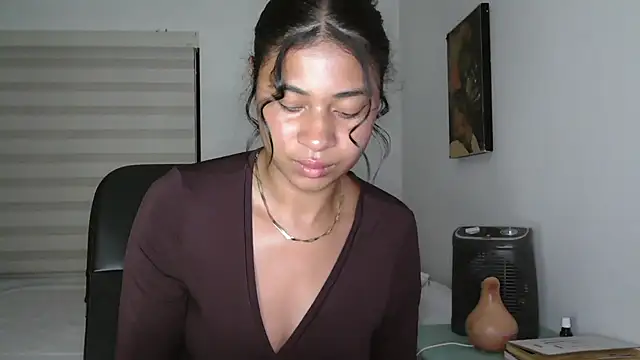 dark enchantress  online show from July 2, 3:23 am
